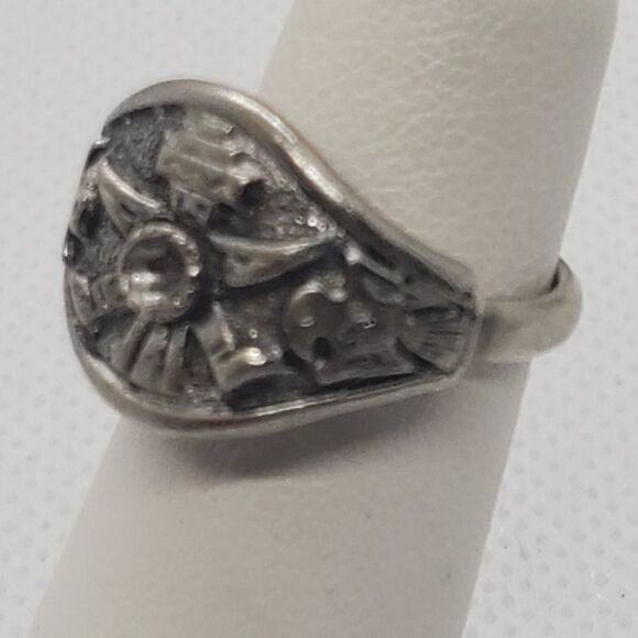 Adjustable Silver Tone Aztec Style Ring - Picture 3 of 5